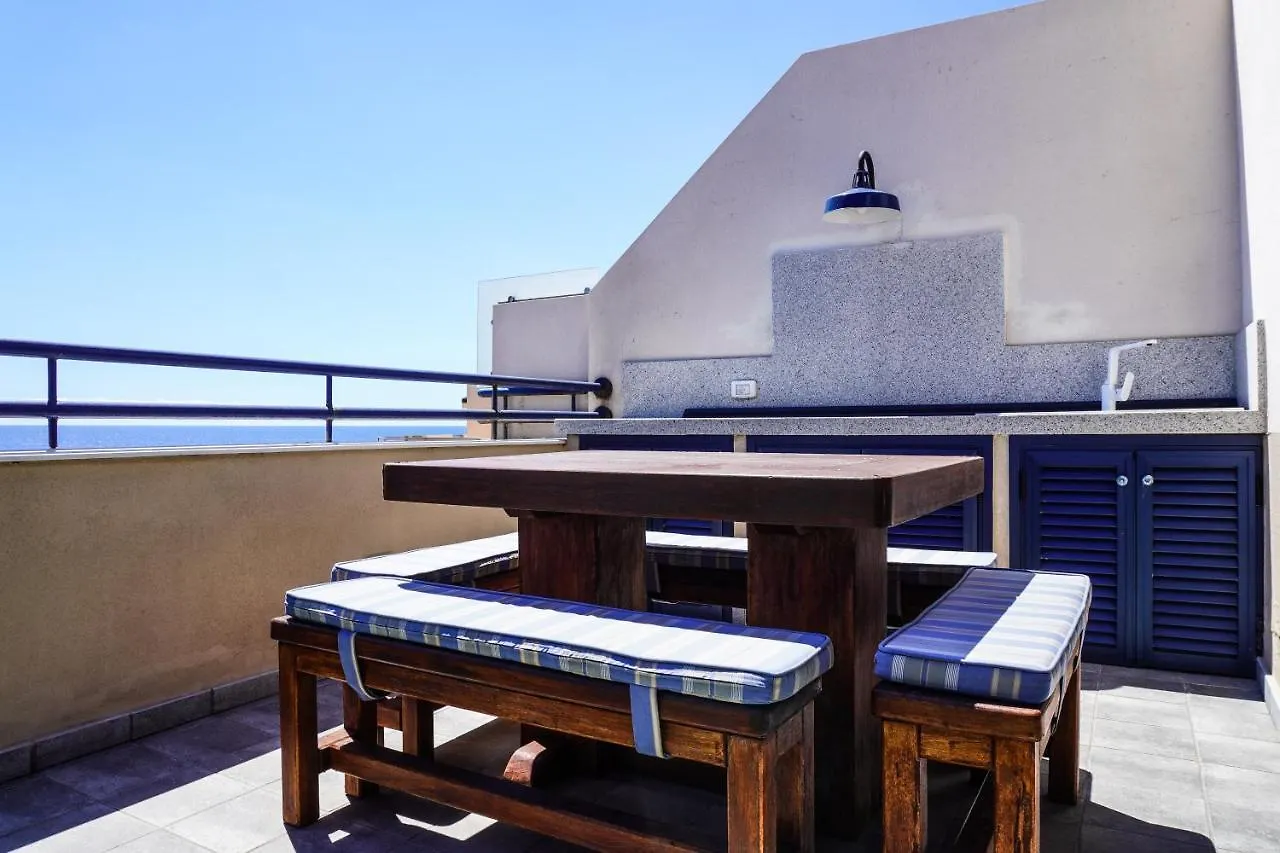 Apartment Lamar Luxury Penthouse With Jacuzzi Puertito de Guimar